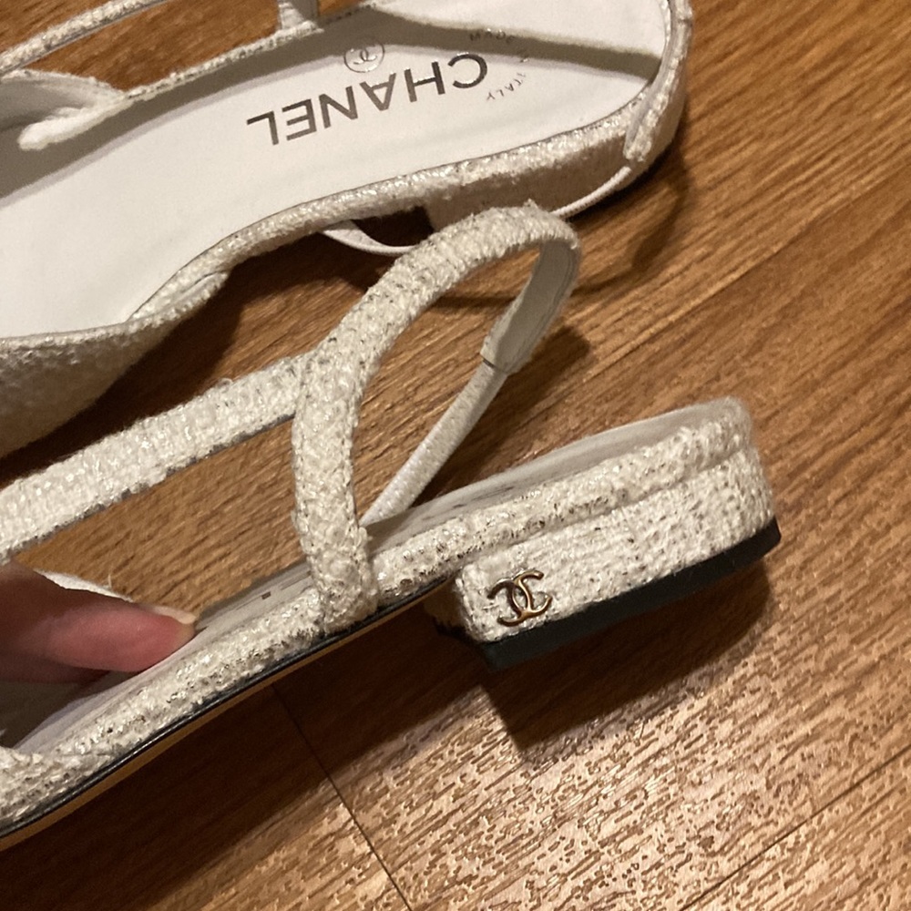 Chanel slingbacks - Picture 3 of 14